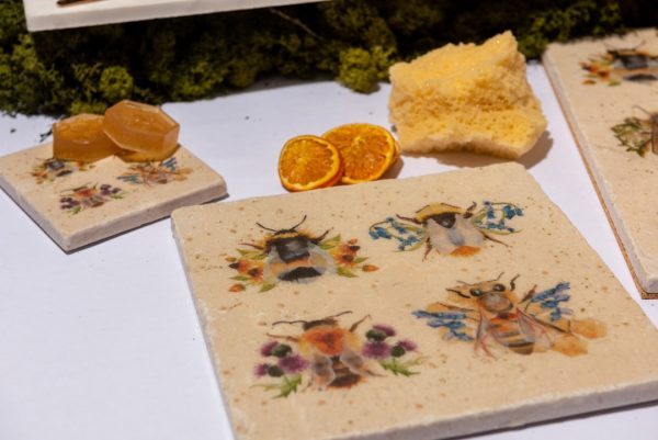 Details about   Bees Medium Platter British Collection by Kate of Kensington 