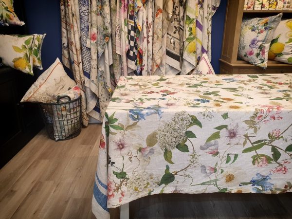 Ibisco Throw/Tablecloth - 100% Linen Made in Italy