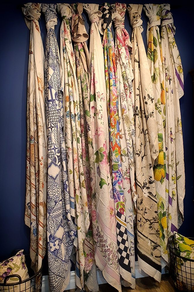 Souk Mezzero Throw/Tablecloth - 100% Linen Made in Italy - Finch & Lane