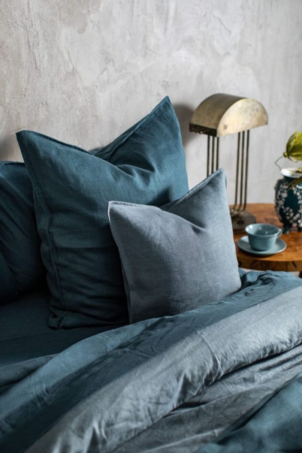 Federa 100% Linen Cushion - Deep Blue - Borgo Delle Tovaglie